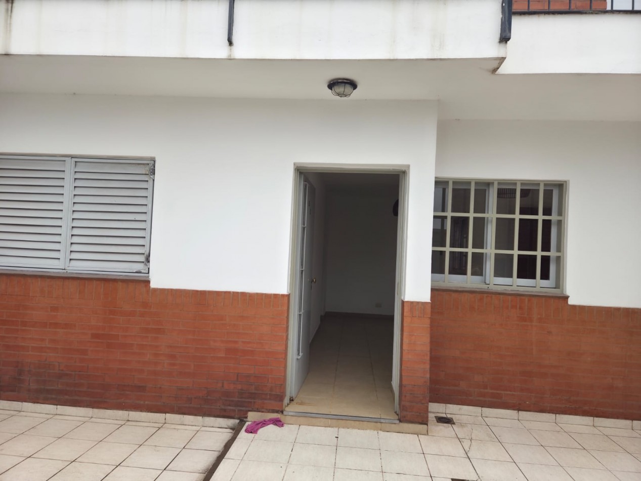 ALQUILER Departamento 1 dormitorio B° Las Palmas