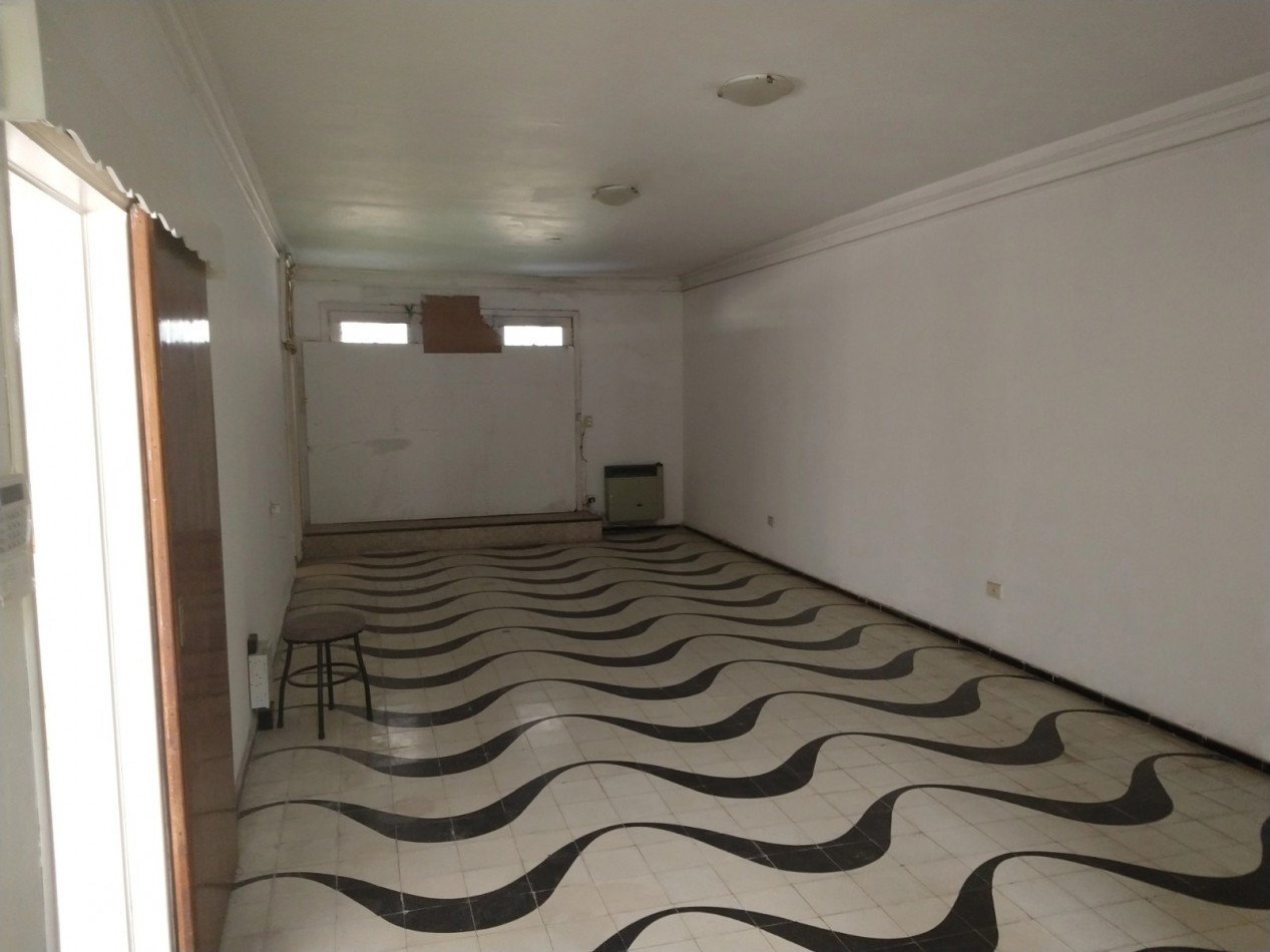 VENTA CASA 2 DORMITORIOS - B° GUEMES