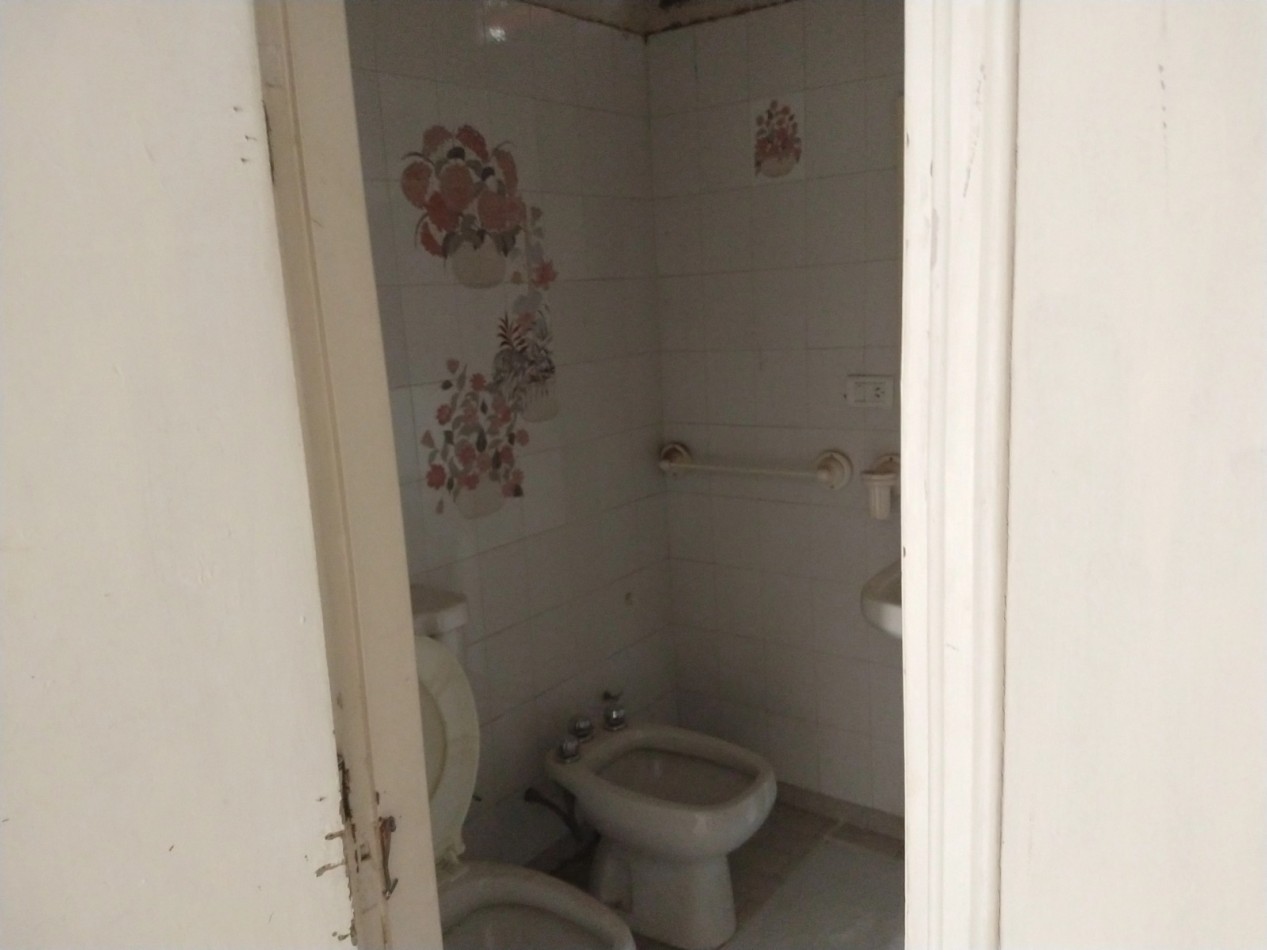 VENTA CASA 2 DORMITORIOS - B° GUEMES